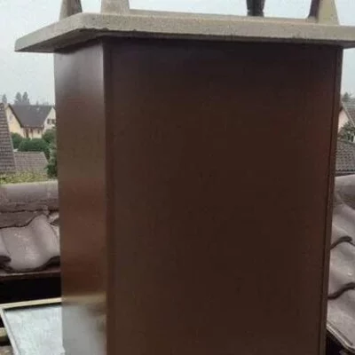 Habillage cheminée aluminium marron