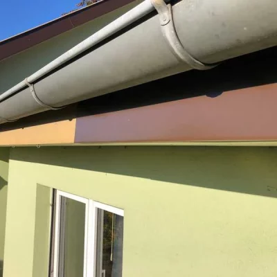 Habillage rive de toit sous gouttières