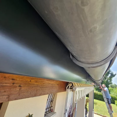 Habillage rive de toiture sous gouttières