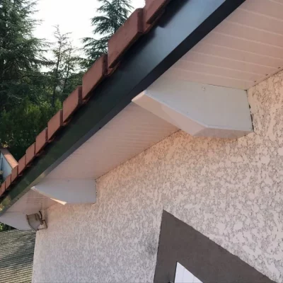 Habillage rives de toit aluminium